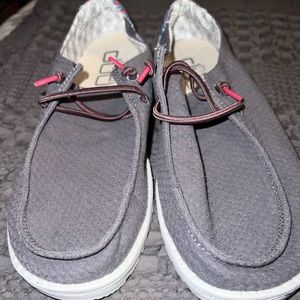 Women’s Wendy Aztec Gray Hey Dudes. NWOT